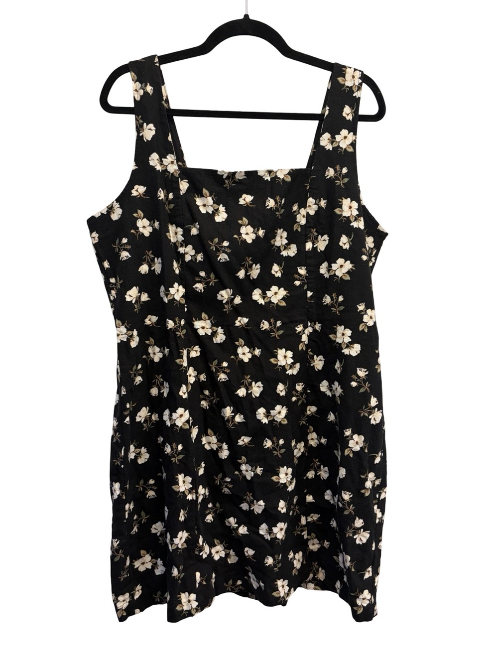 NWOT Old Navy Black and White Floral Square Neck Smocked Mini Dress Size XL
